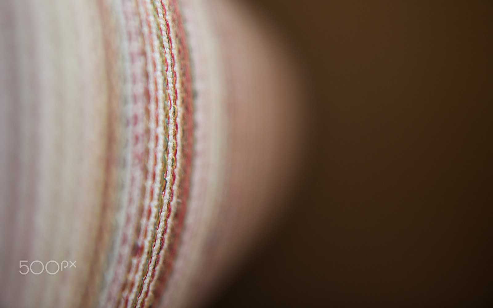 Canon EF-S 17-55mm F2.8 IS USM sample photo. Love seat photography