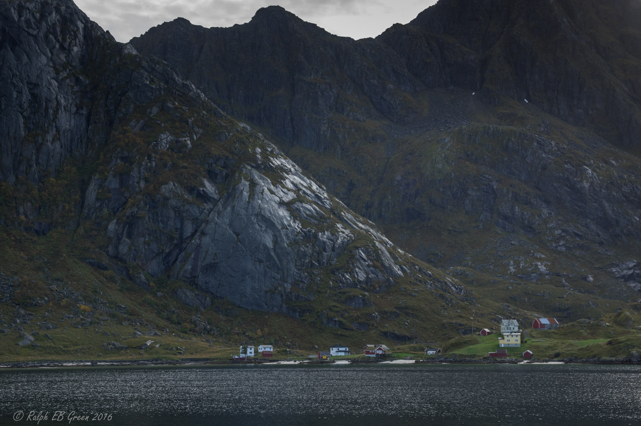 Sigma 17-50mm F2.8 EX DC HSM sample photo. A mountainous backdrop photography