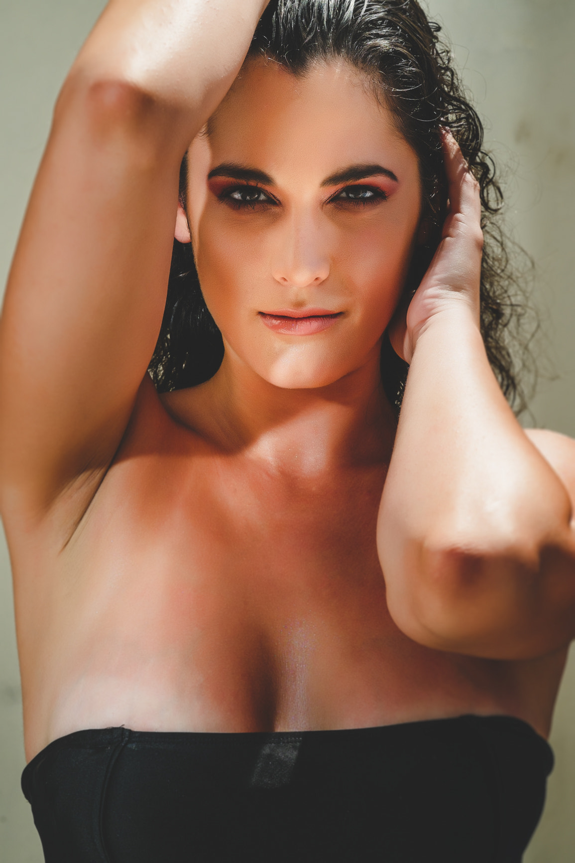 Fujifilm X-Pro1 + Fujifilm XF 56mm F1.2 R sample photo. Greek beauty photography