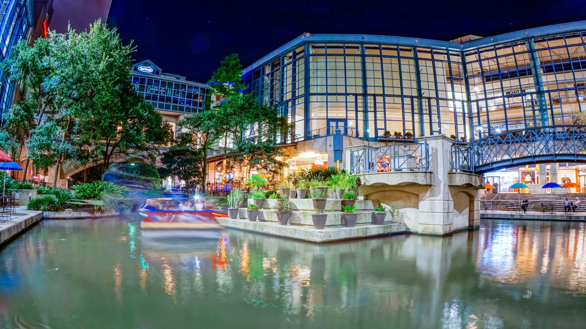 Sony a6300 + Sony E 20mm F2.8 sample photo. San antonio photography