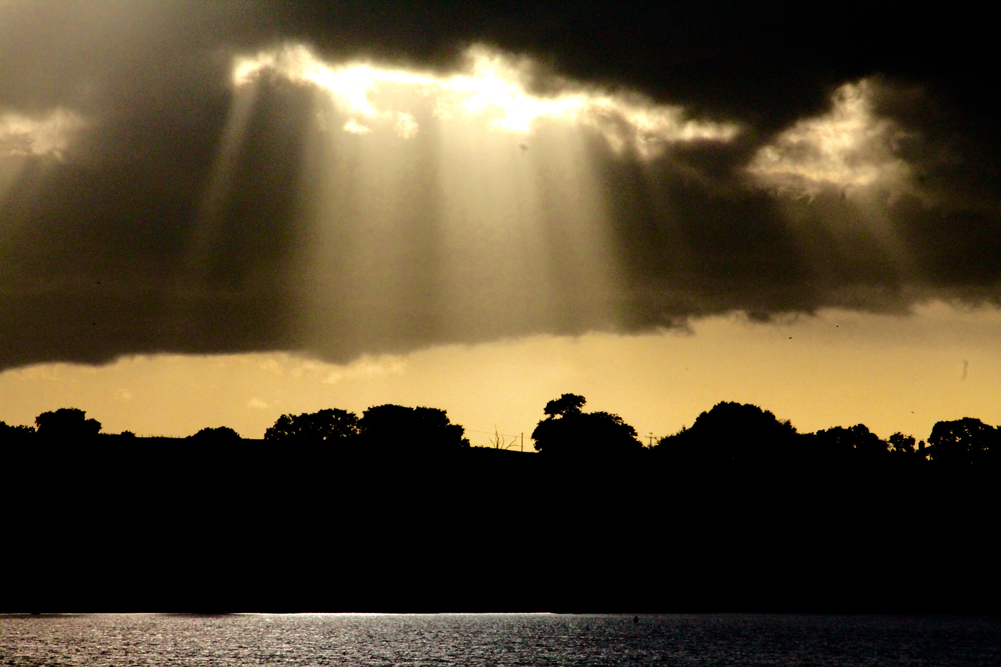 Canon EF75-300mm f/4-5.6 sample photo. Sinister sunset photography