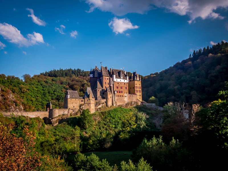 Olympus OM-D E-M5 + Panasonic Lumix G Vario 7-14mm F4 ASPH sample photo. Burg eltz. photography