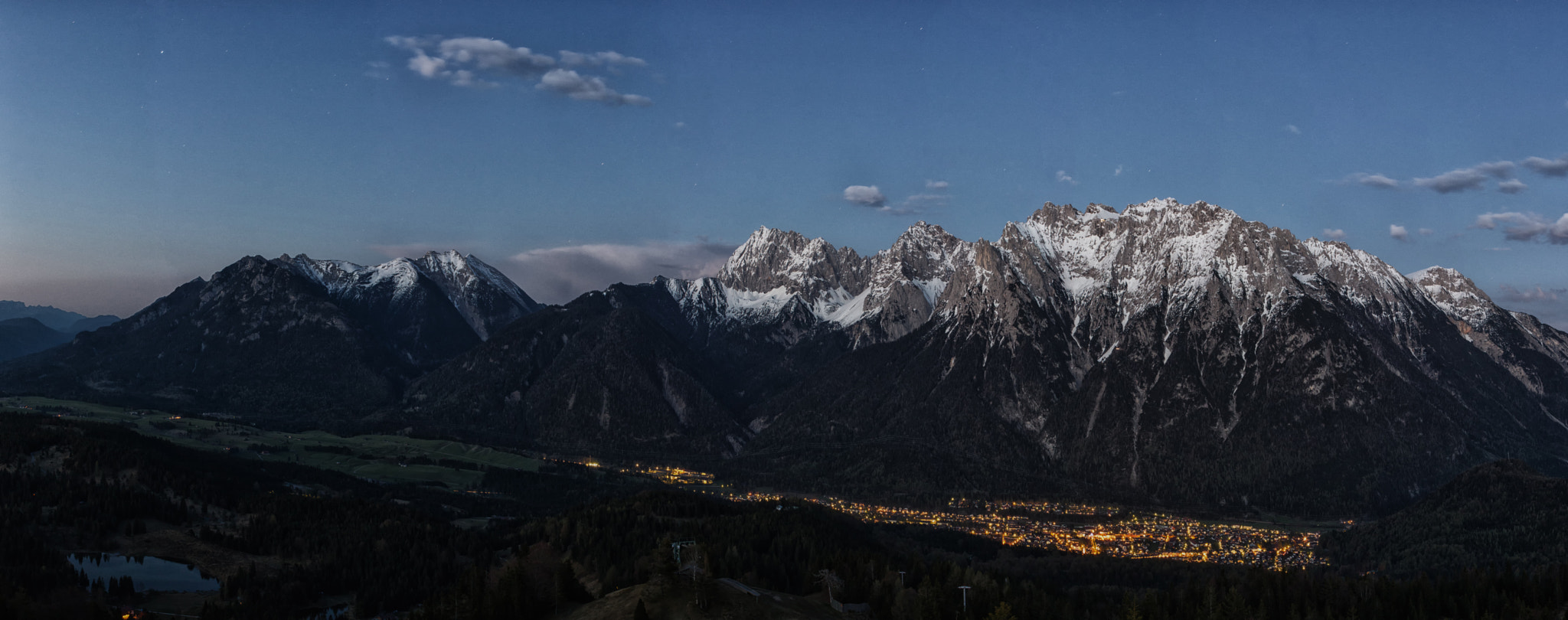 Canon EOS 550D (EOS Rebel T2i / EOS Kiss X4) + Canon EF 24-70mm F2.8L USM sample photo. Karwendel photography