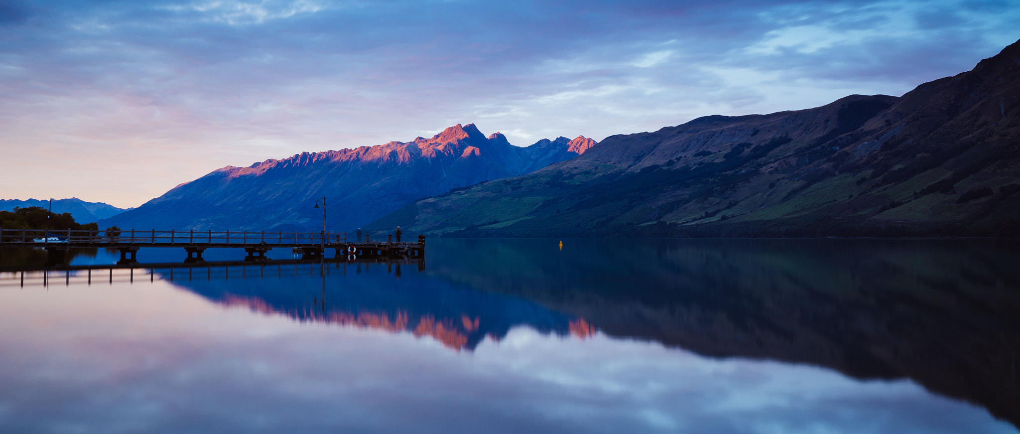 Sony a7S II + Sony Vario-Tessar T* FE 16-35mm F4 ZA OSS sample photo. Sunrise @ glenorchy photography