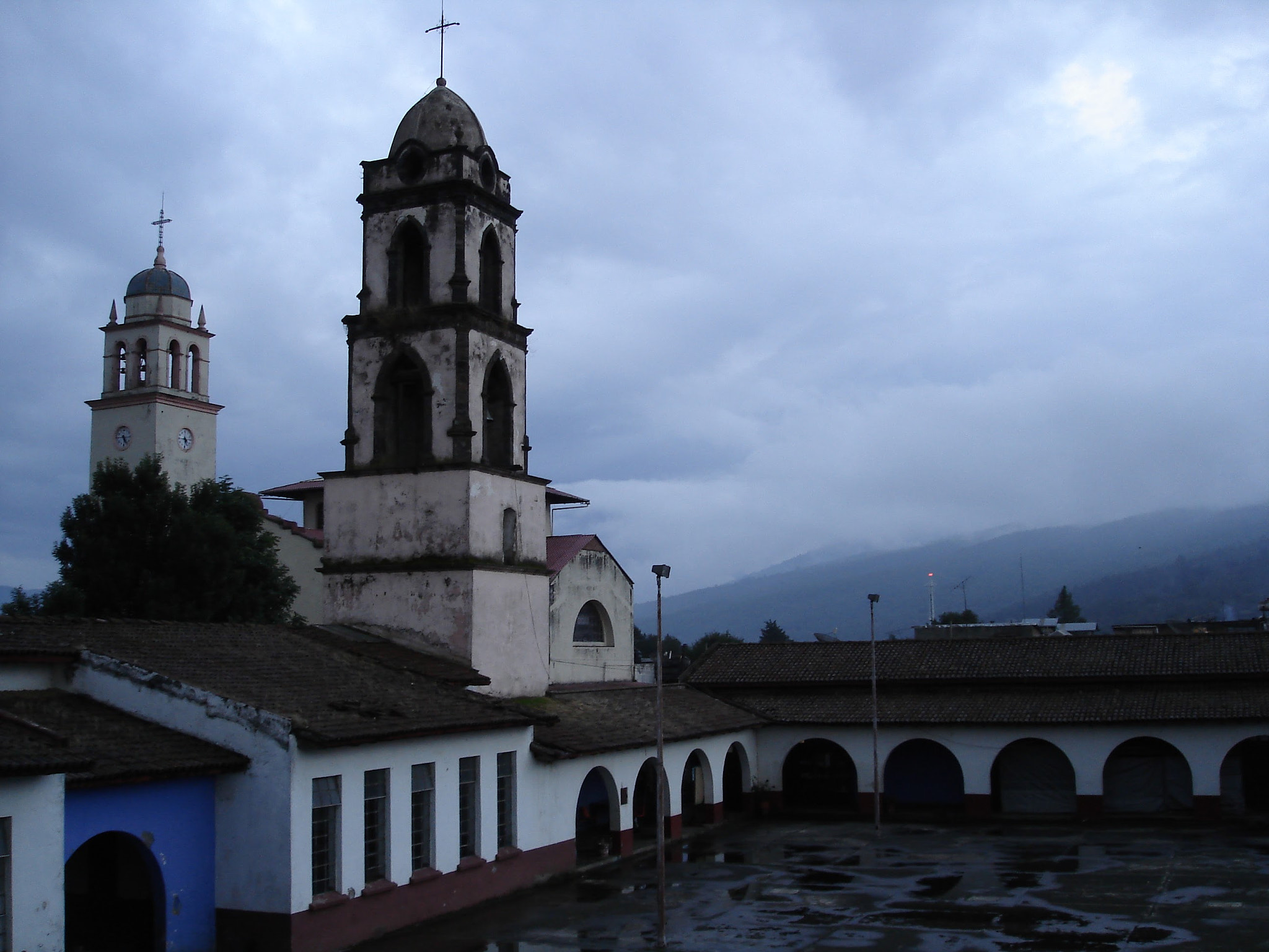 Sony DSC-W5 sample photo. Church, paracho michoacán photography