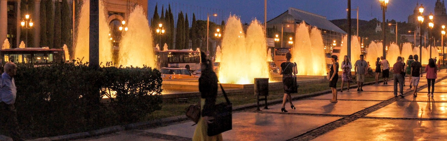 Sony DT 16-105mm F3.5-5.6 sample photo. Fountains in queen maria cristina avenue in spain square,  barcelona photography