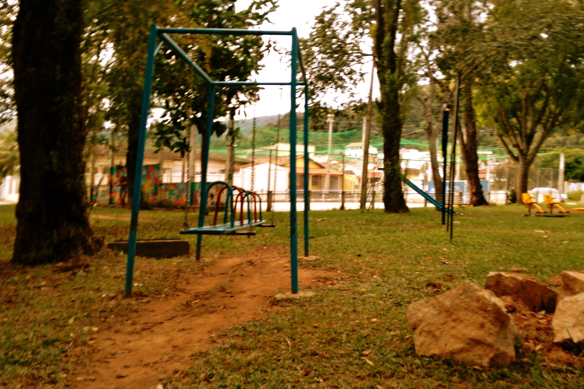 Motorola Moto G with 4G LTE (2nd Gen) sample photo. () photography