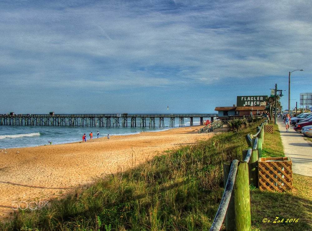 Olympus E-10 sample photo. Flagler beach walkway photography