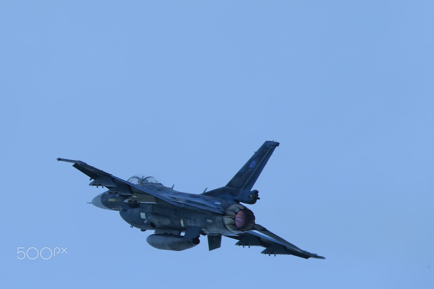 Canon EF 400mm F2.8L IS II USM sample photo. Combat maneuver photography