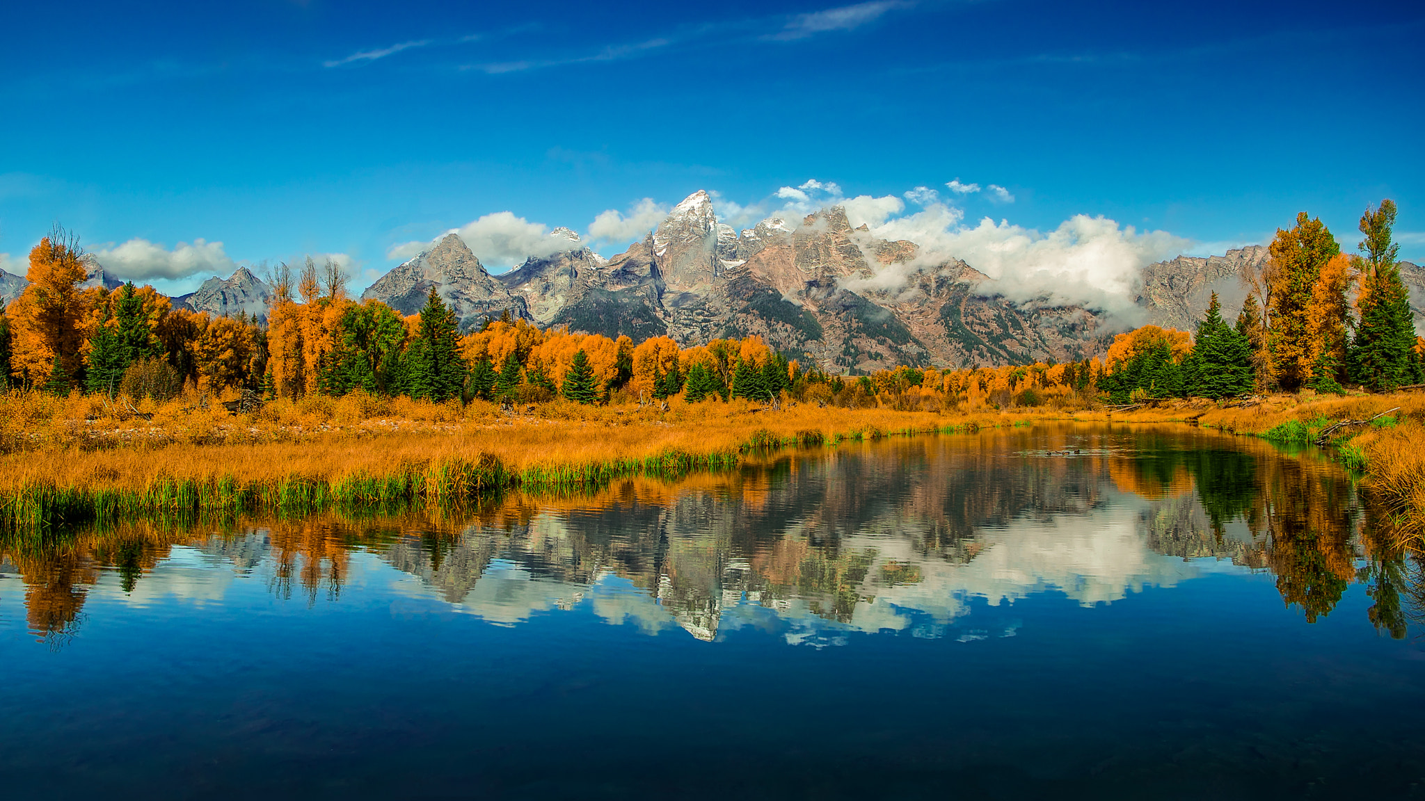 Canon EF 24-70mm F2.8L USM sample photo. Grand tetons in fall photography