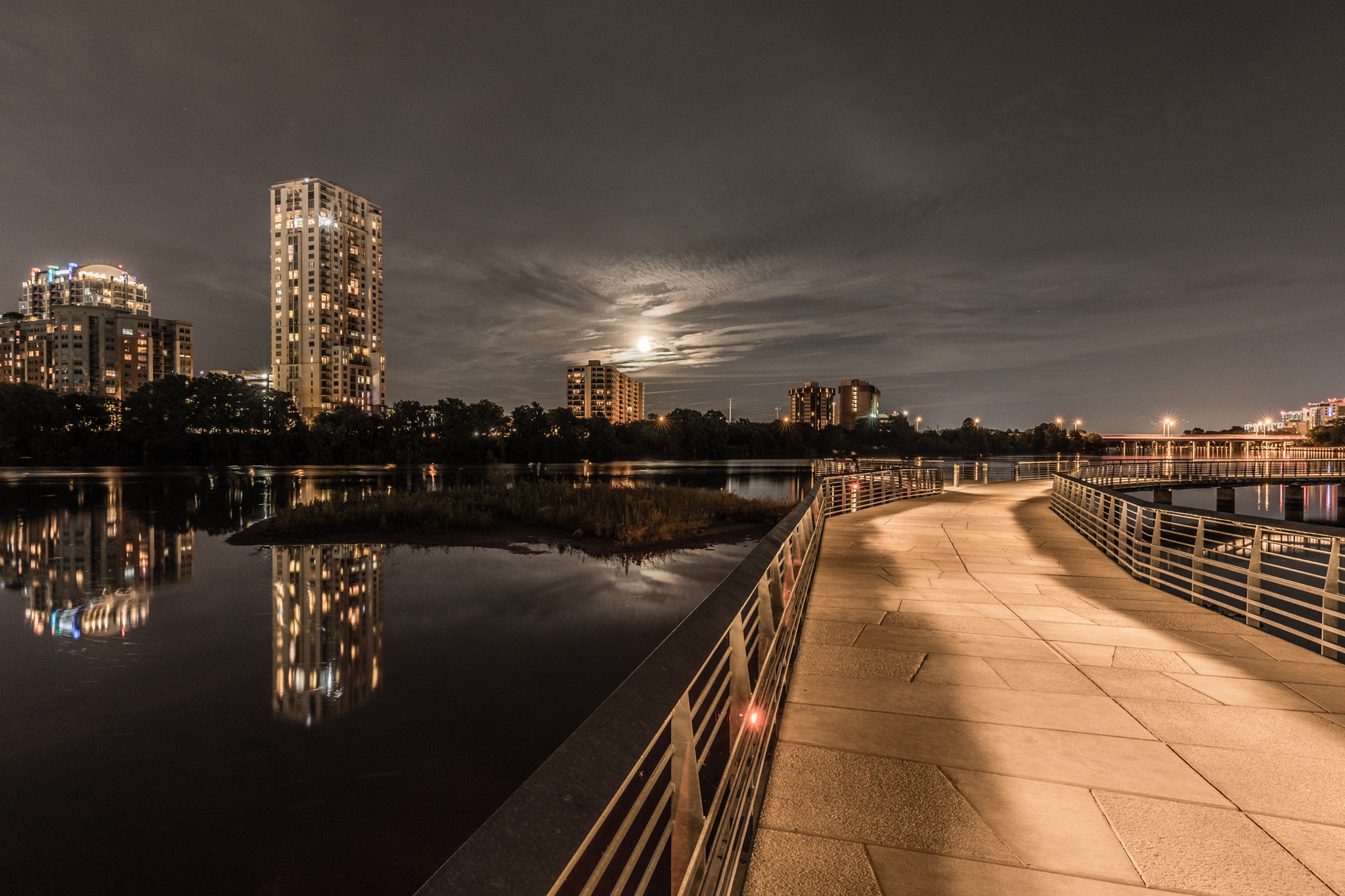 Nikon D500 sample photo. Lady bird lake boardwalk & rainey street, austin, tx photography
