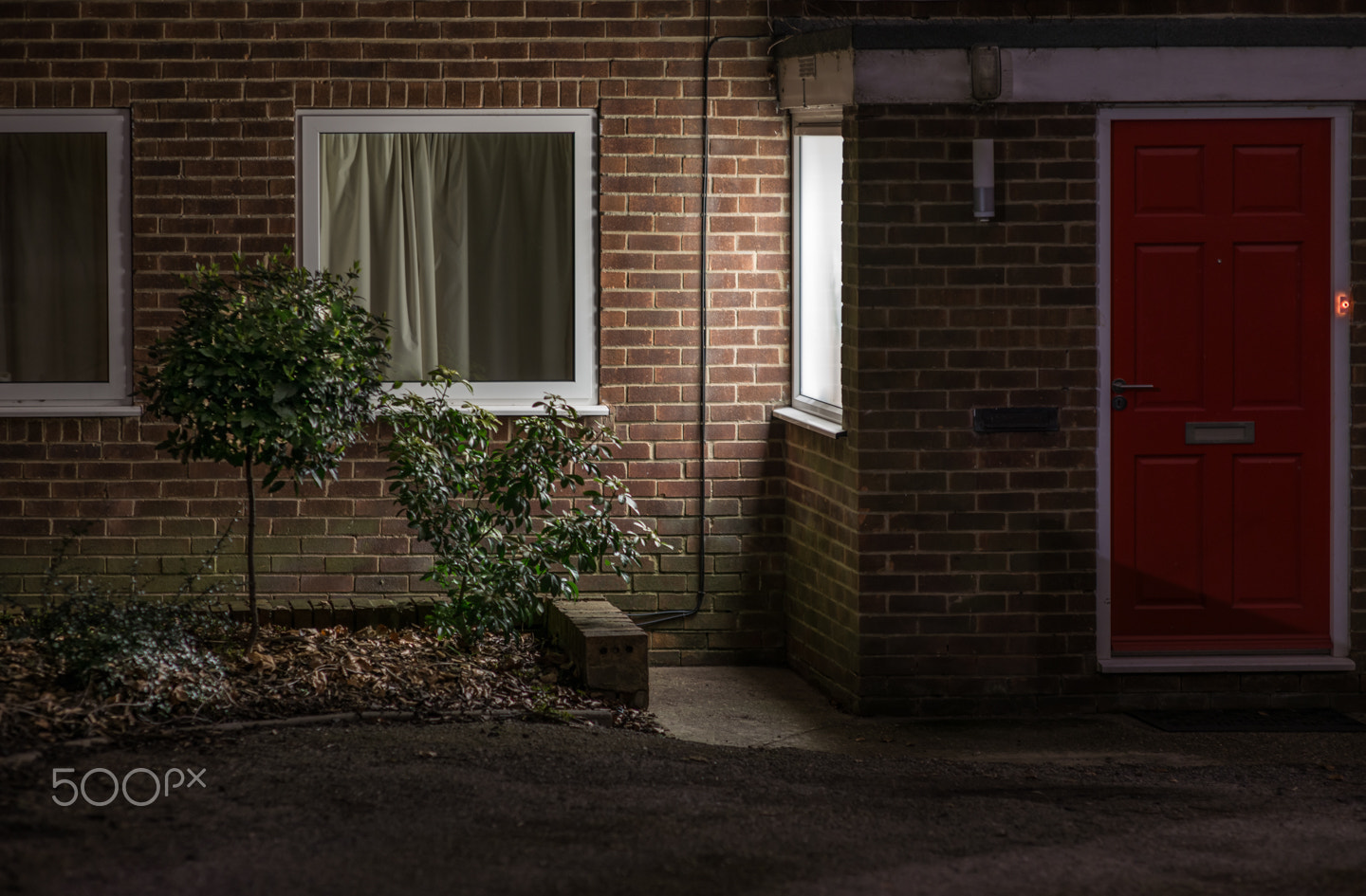 ZEISS Planar T* 85mm F1.4 sample photo. Night walking: a journey home photography