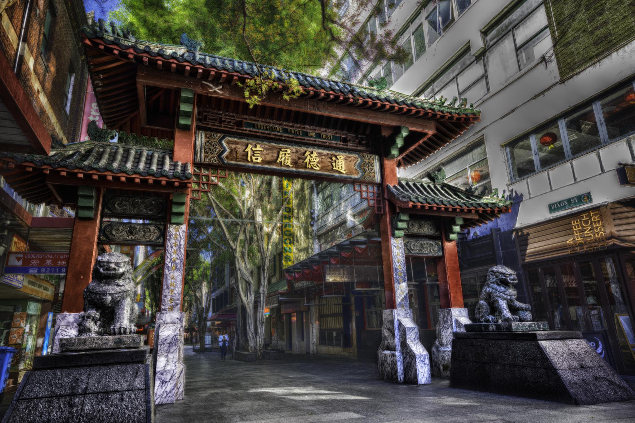 Sigma 10-20mm F4-5.6 EX DC HSM sample photo. Chinatown entrance photography