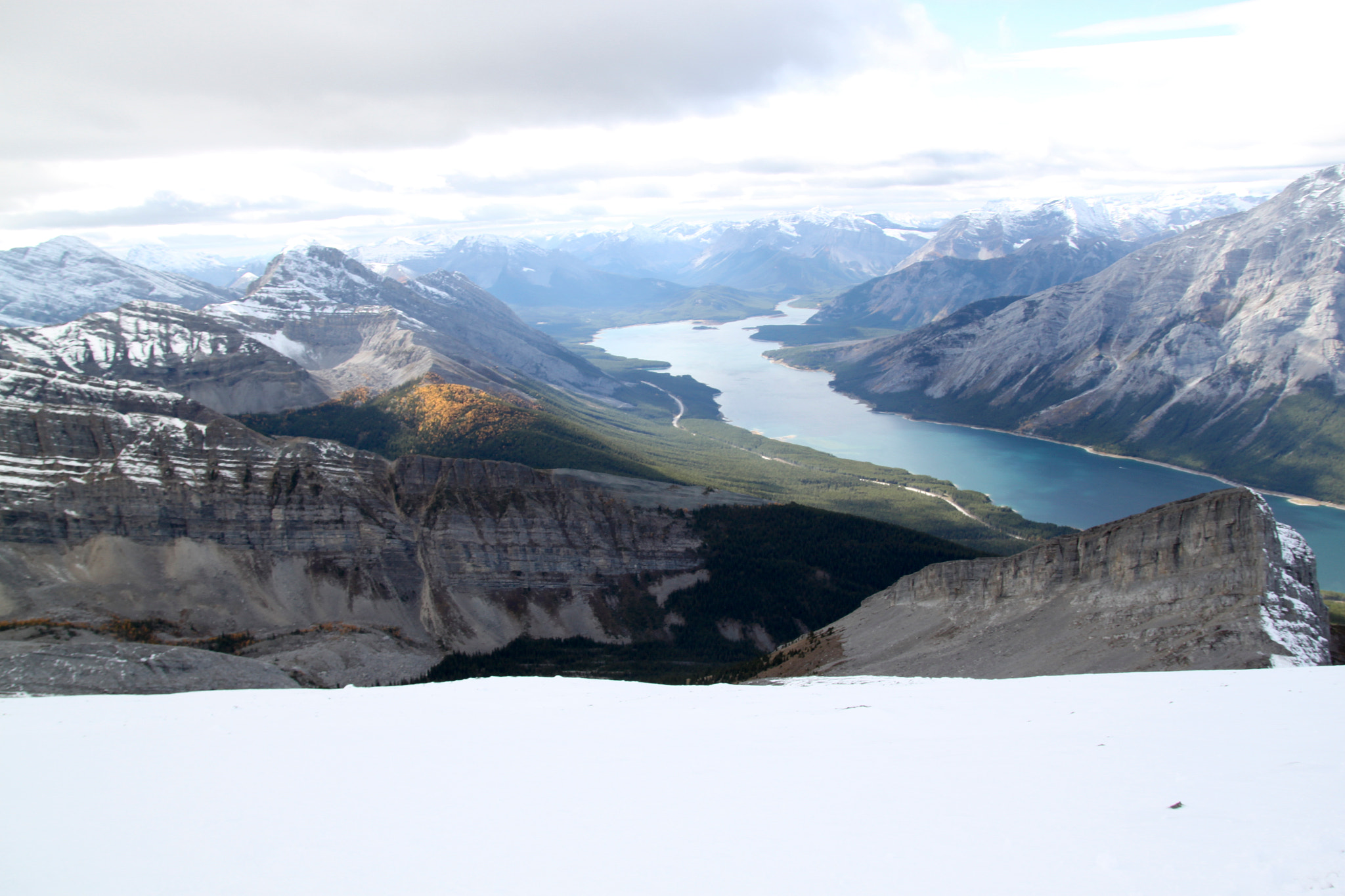 Canon EOS 500D (EOS Rebel T1i / EOS Kiss X3) sample photo. Spray lakes photography