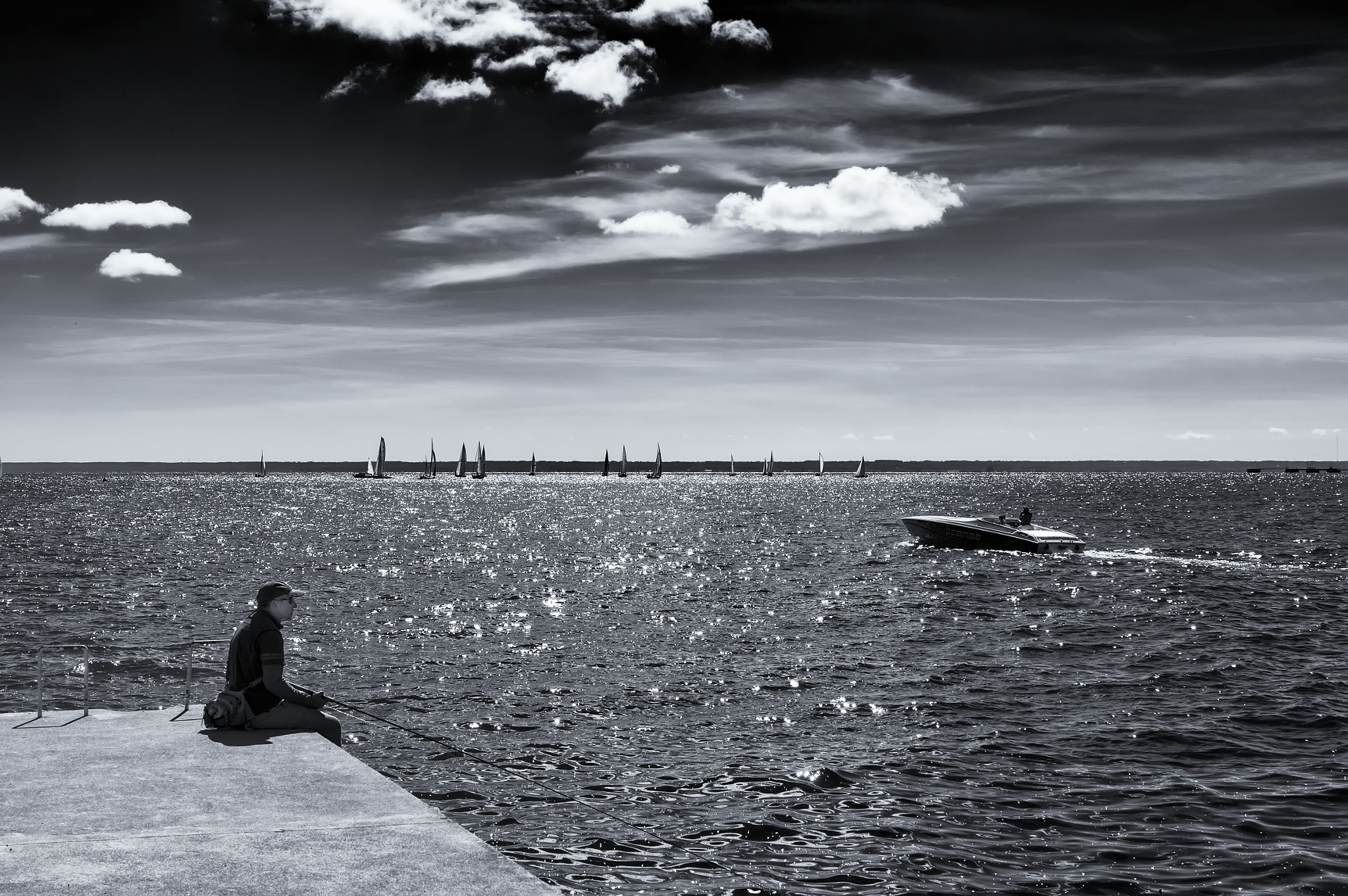 Fujifilm XC 16-50mm F3.5-5.6 OIS sample photo. Bronte harbour photography