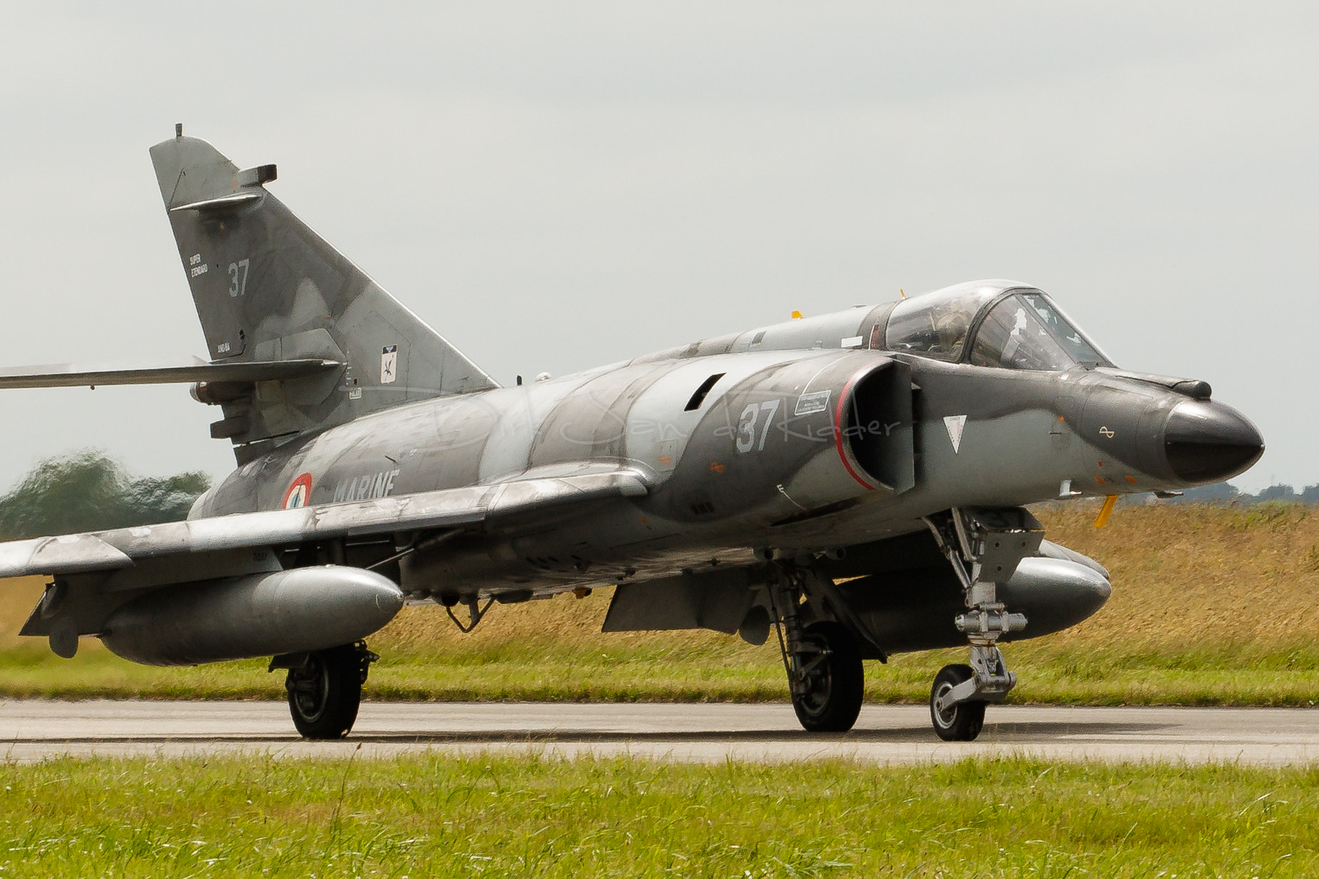 Canon EOS 20D sample photo. French navy super etendard 37 photography