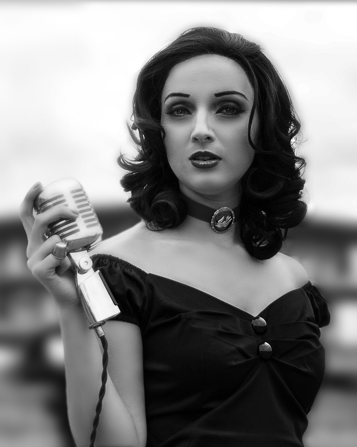 Sigma 18-250mm F3.5-6.3 DC OS HSM sample photo. Singer photography