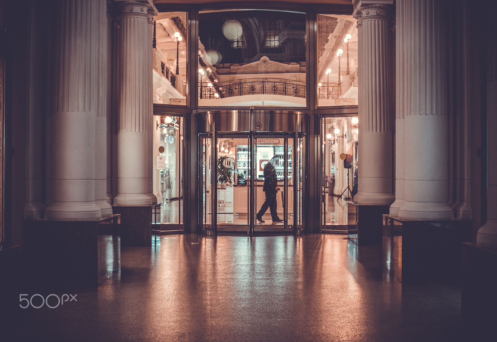 Sony a7R II + Sony 50mm F1.4 sample photo. Moscow streets photography