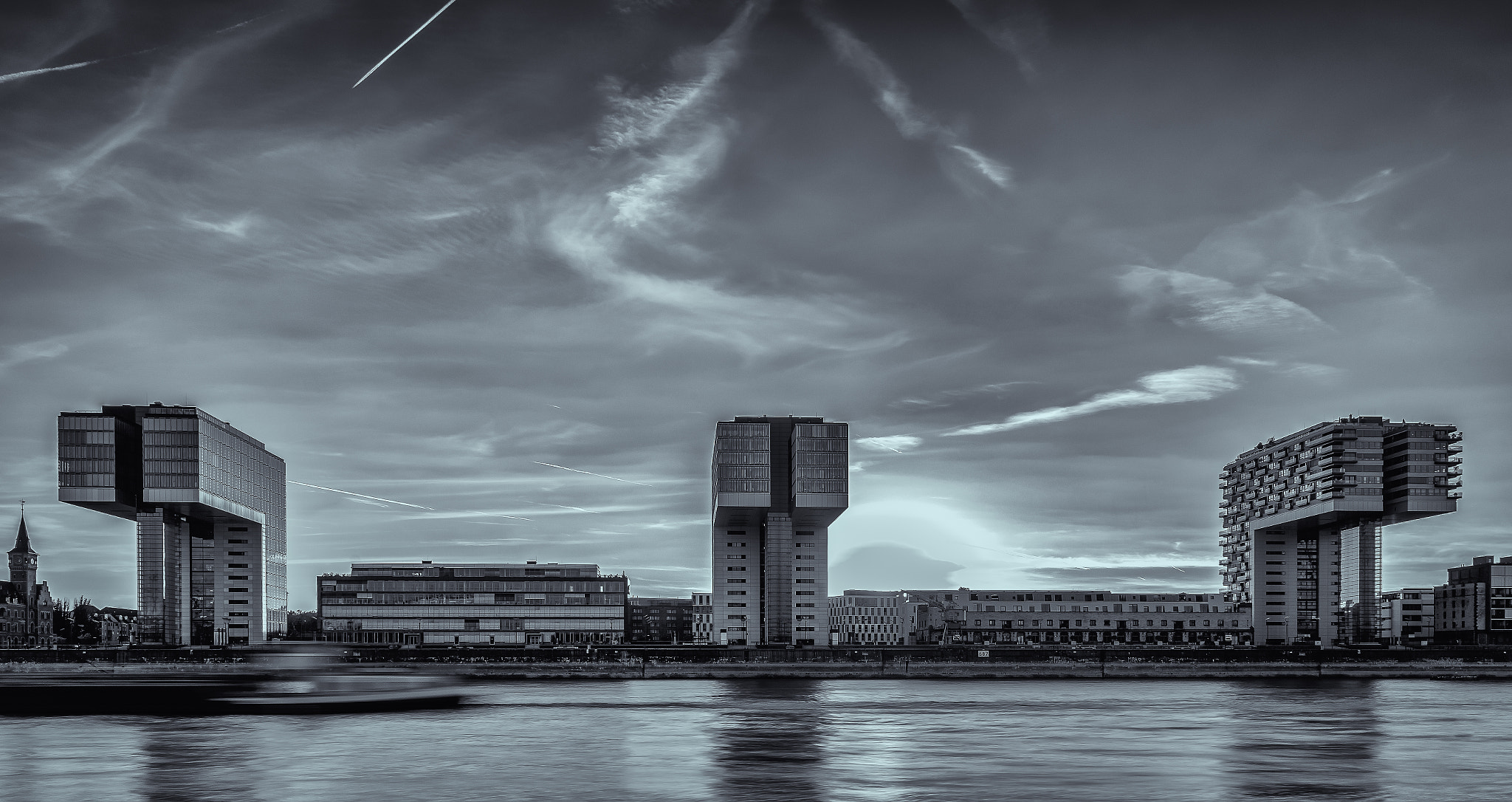 Canon EF 28mm F2.8 IS USM sample photo. Crane houses in cologne photography