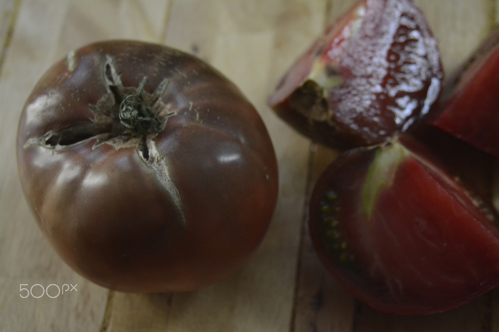 Nikon D7100 sample photo. Purple heirloom tomatoes photography