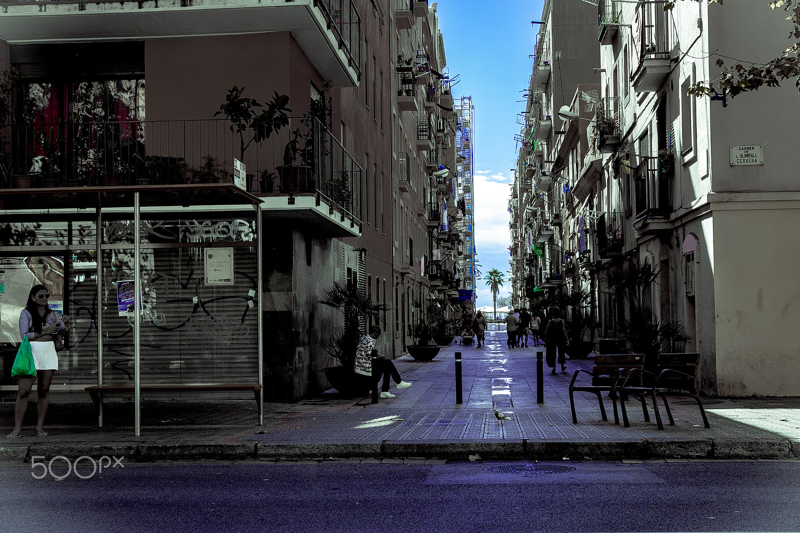 Canon EF 75-300mm F4.0-5.6 IS USM sample photo. Carrers de barcelona / streets of barcelona photography