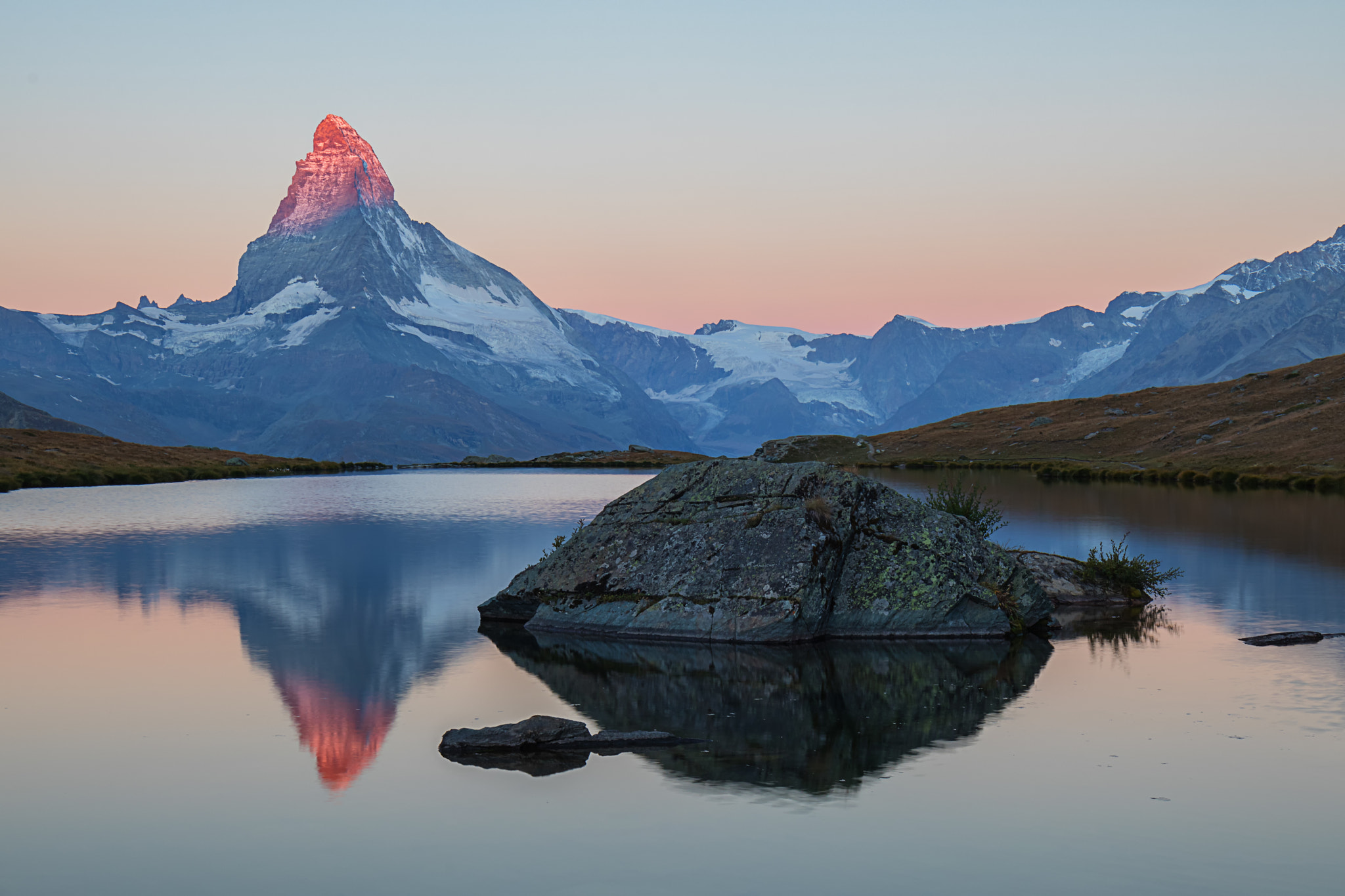 Canon EOS 80D + Canon EF 16-35mm F4L IS USM sample photo. Matterhorn reflection photography