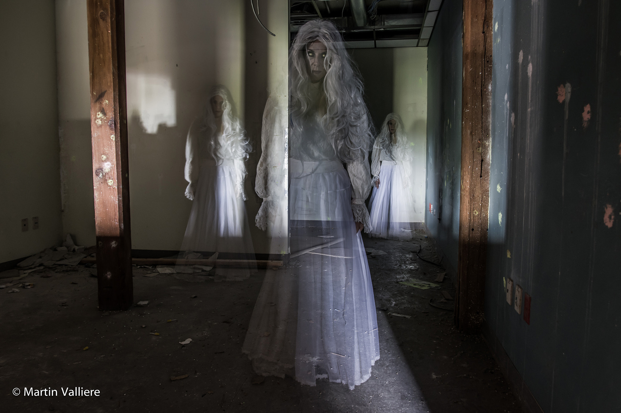 Pentax K-3 II sample photo. Ghost photography