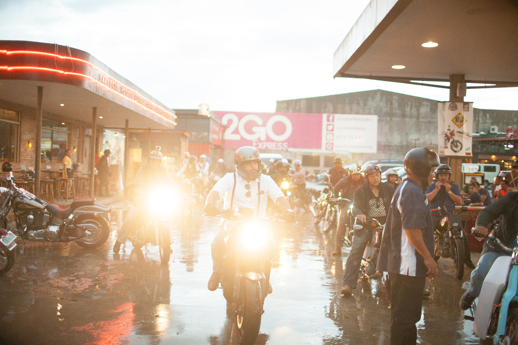 Canon EOS 5D sample photo. The distinguished gentleman's ride cebu city photography