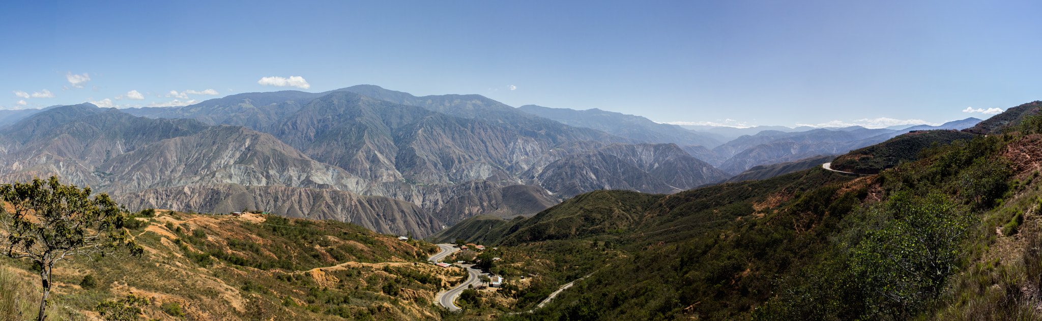 Canon EOS 550D (EOS Rebel T2i / EOS Kiss X4) + Canon EF 24-70mm F2.8L USM sample photo. Chicamocha national park photography