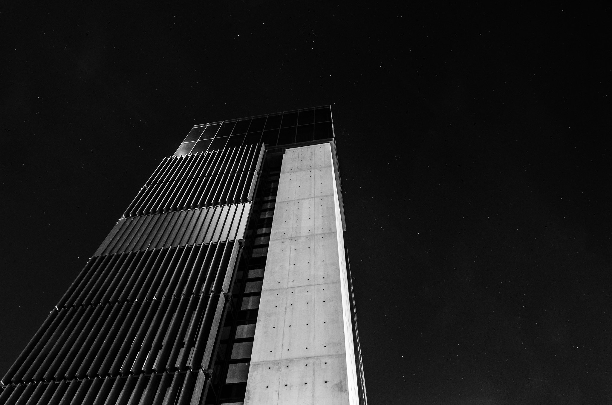 Samyang 16mm F2 ED AS UMC CS sample photo. Minimal building photography