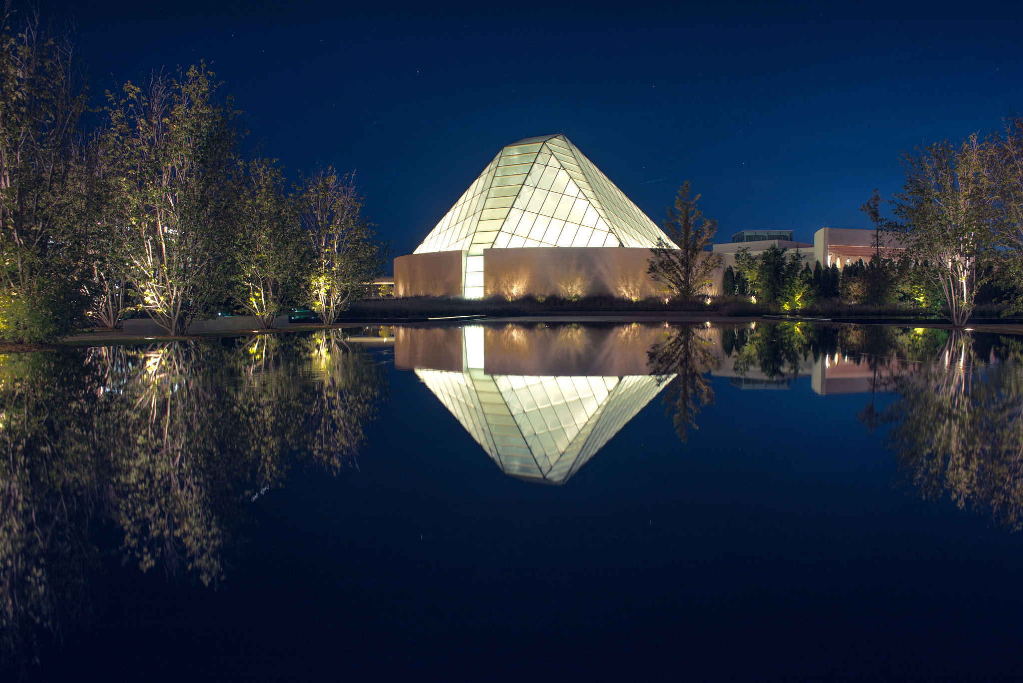 Nikon D810 + Nikon AF Nikkor 24mm F2.8D sample photo. Aga khan museum photography