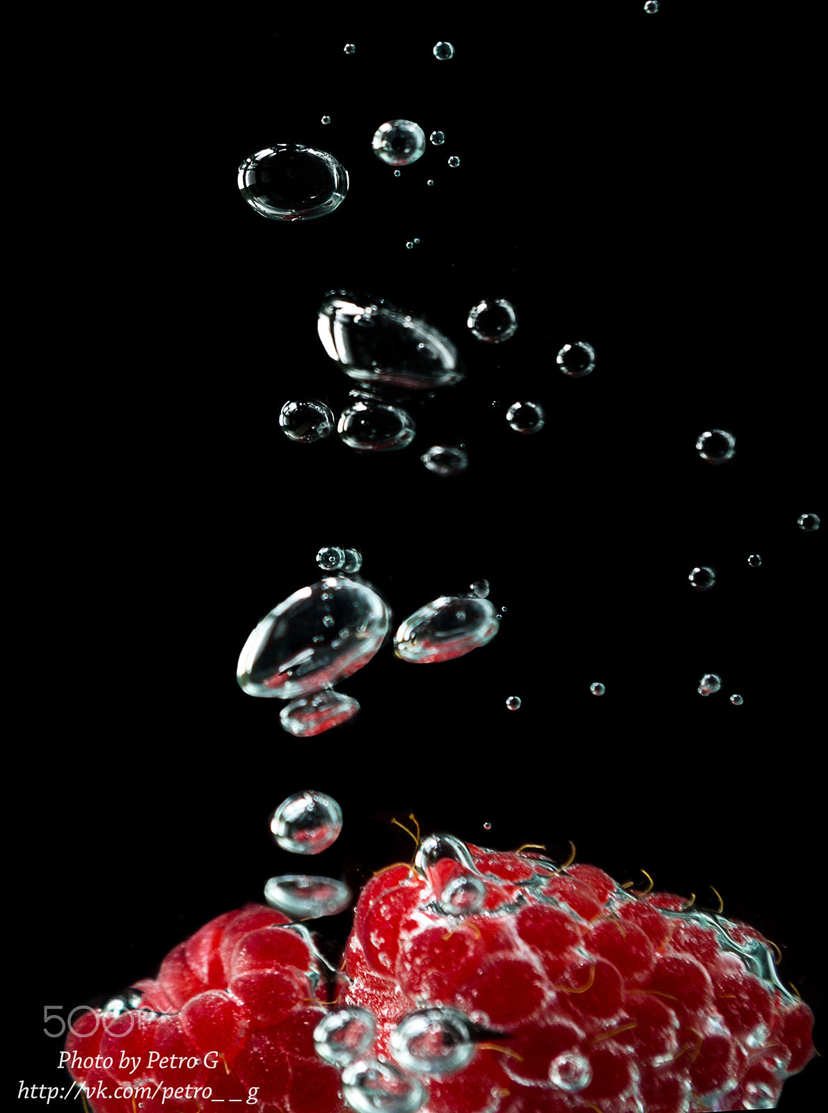 Pentax K-5 IIs sample photo. Raspberry underwater photography