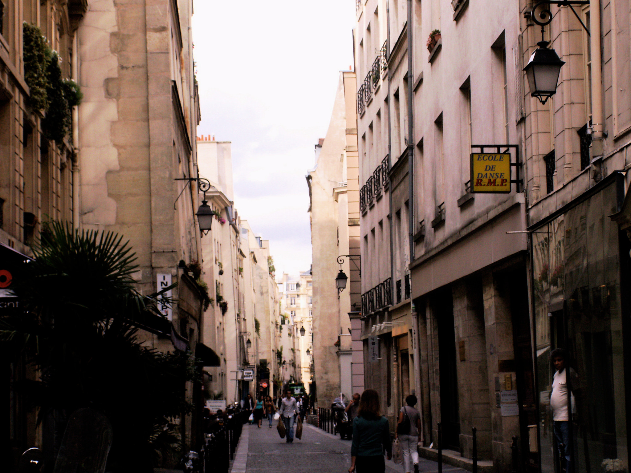 KONICA MINOLTA DiMAGE Z6 sample photo. Pict photography