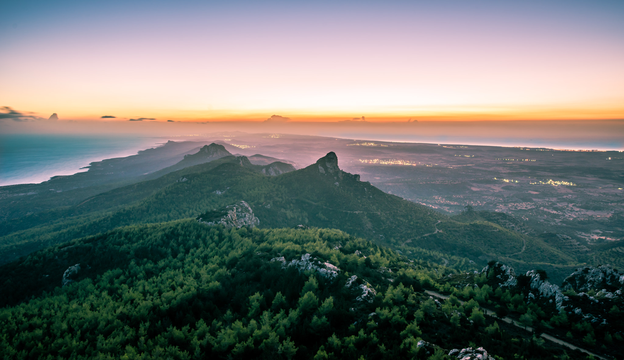 Nikon AF-S Nikkor 200-400mm F4G ED-IF VR sample photo. Kantara castle - kktc (sunrise) photography