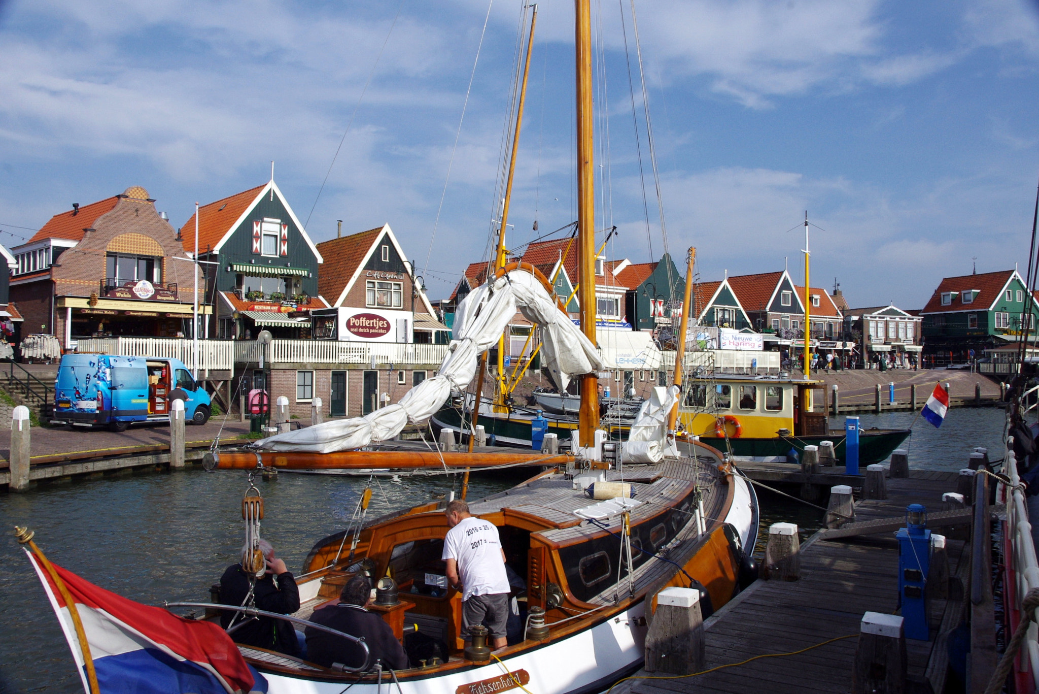 Pentax K-x sample photo. Boat trip to bataviawerf photography