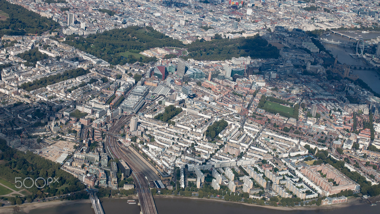 Canon EOS 70D + Canon EF 35mm F2 IS USM sample photo. London aerial photography