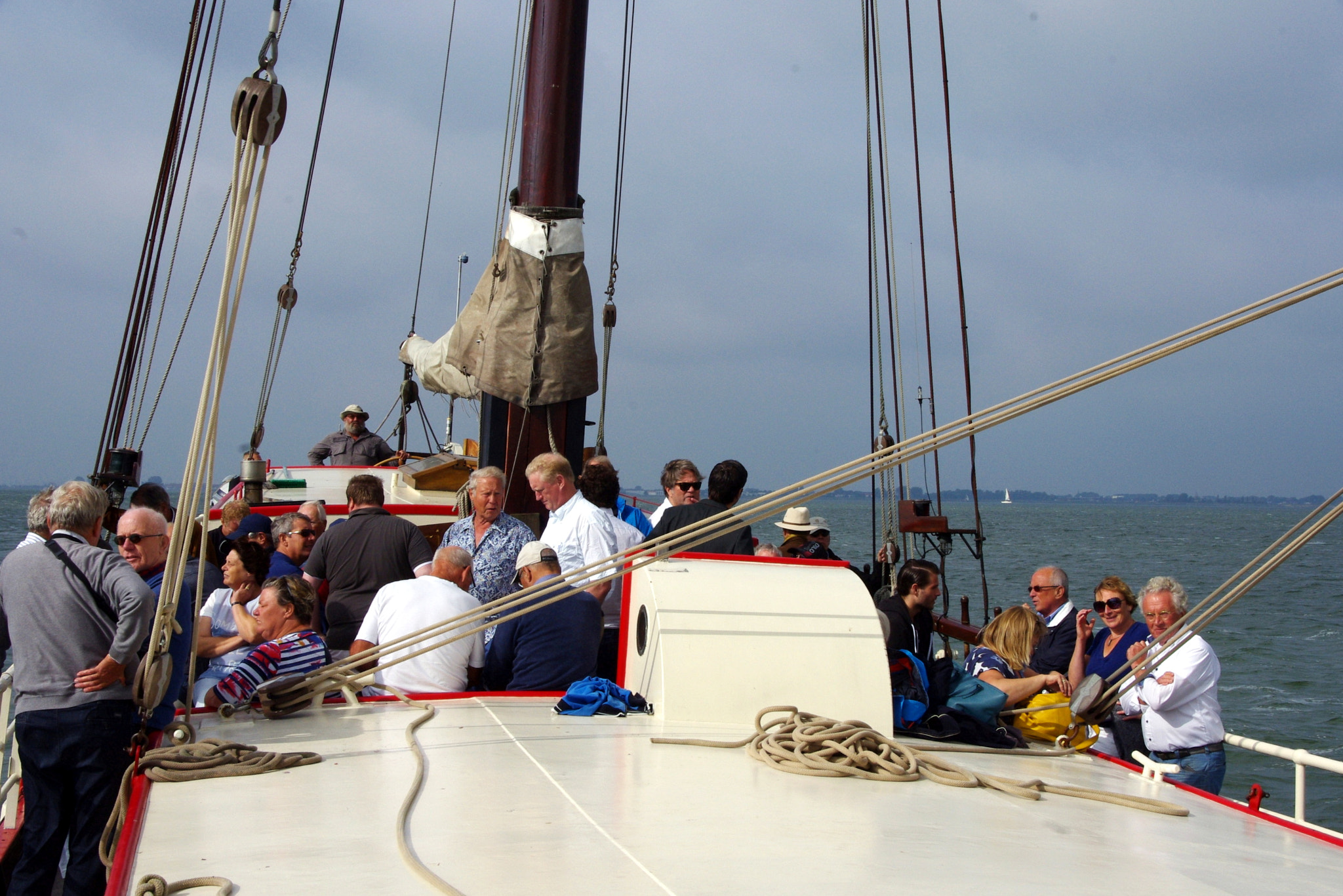 Pentax K-x sample photo. Boat trip to bataviawerf photography
