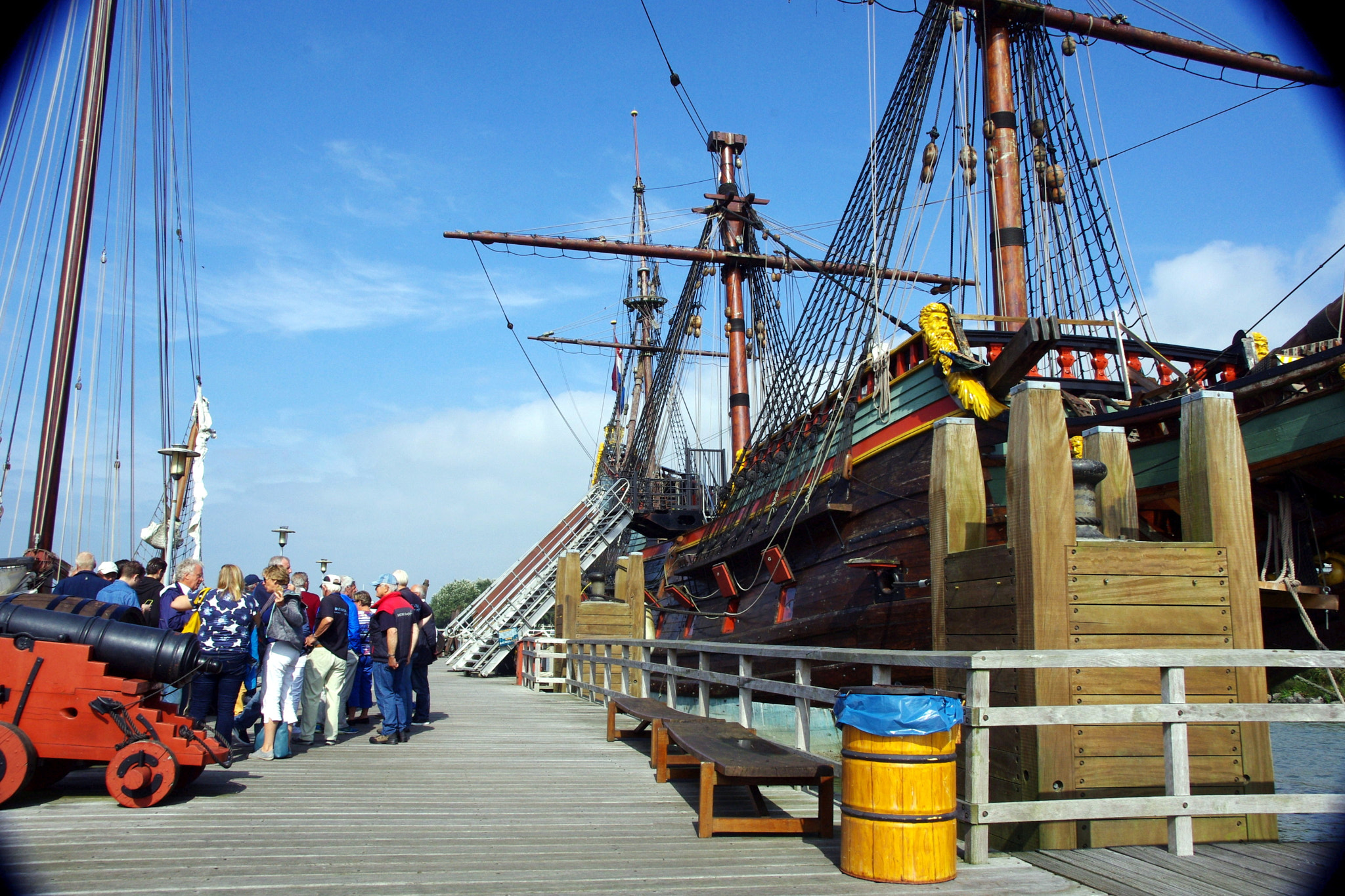 Pentax K-x sample photo. Boat trip to bataviawerf photography