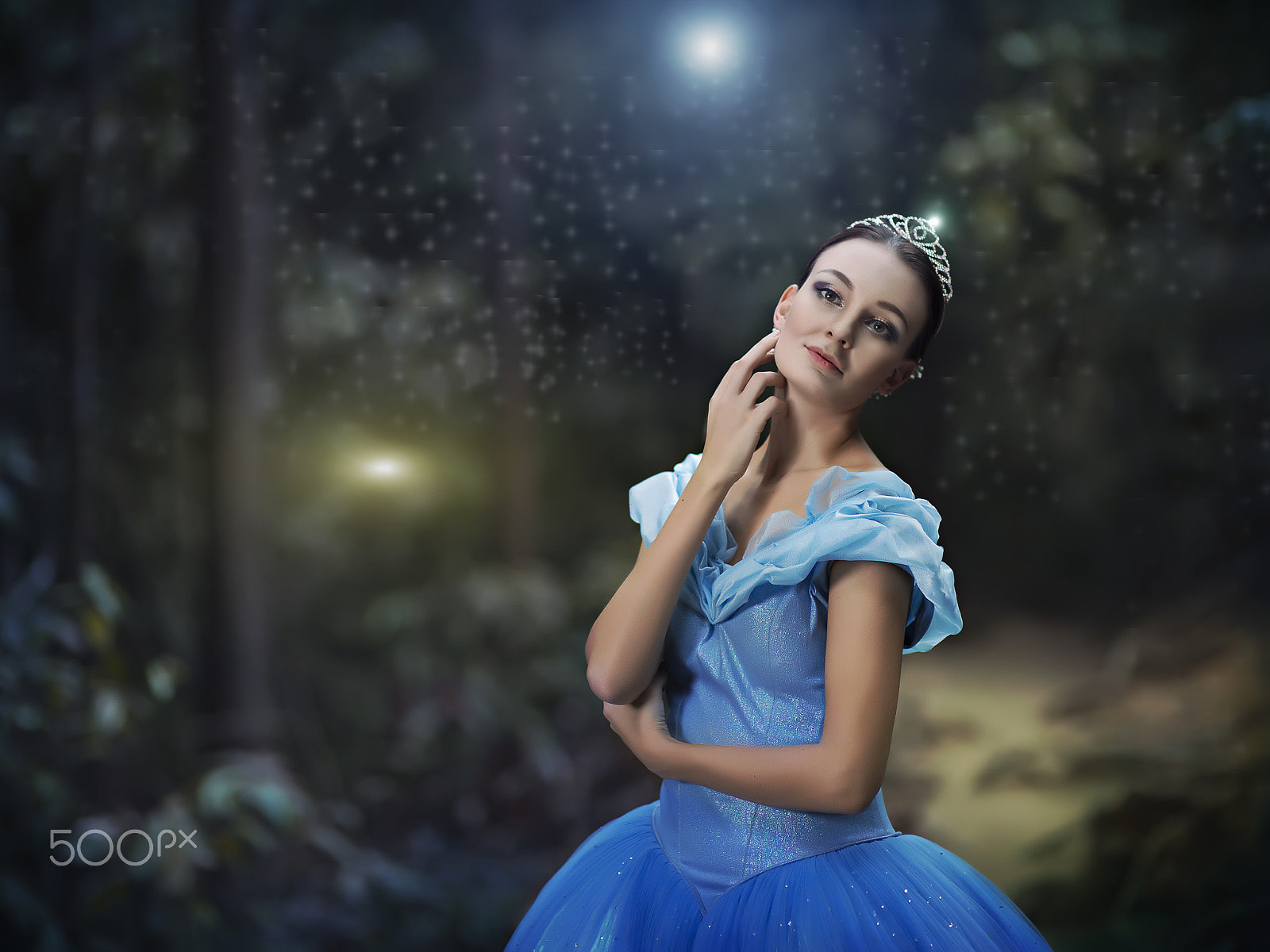 Nikon D800E + Sigma 85mm F1.4 EX DG HSM sample photo. Lady in the wonderland photography