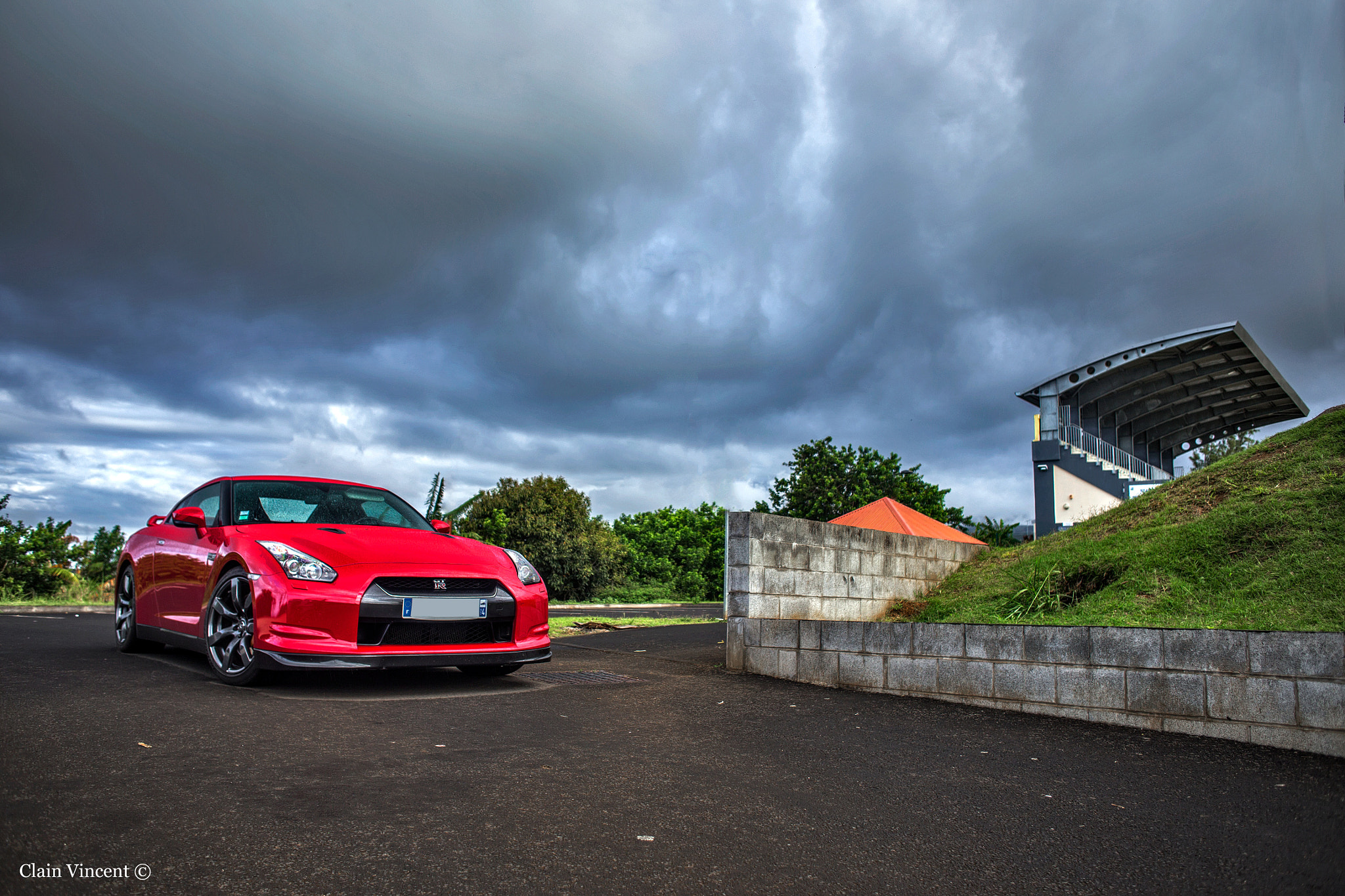 Canon EOS 6D + Canon EF 28mm F2.8 sample photo. Nissan gtr r35 photography