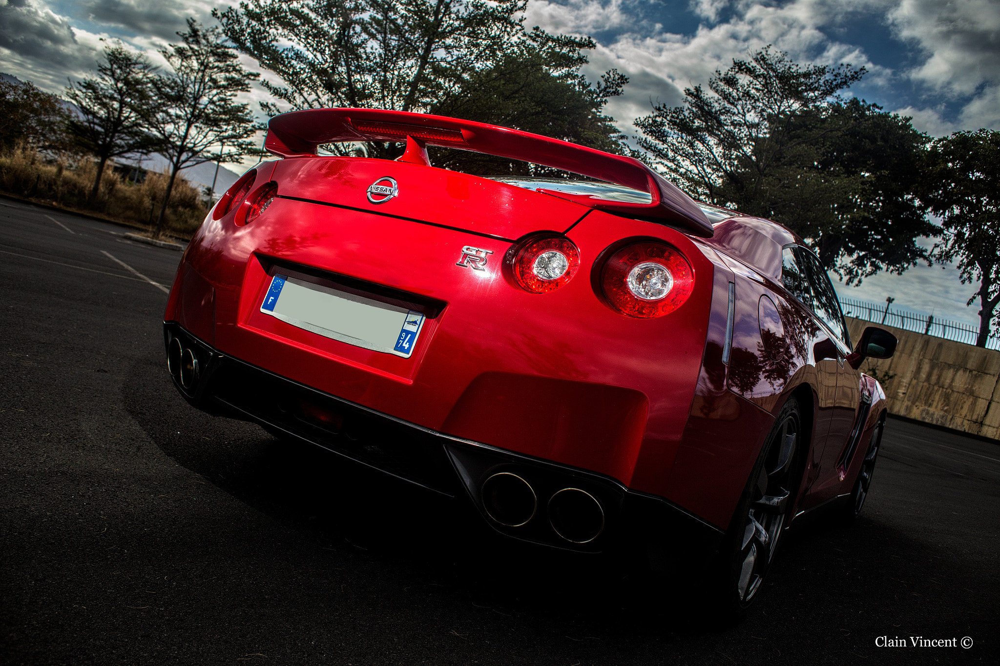 Canon EOS 6D + Canon EF 28mm F2.8 sample photo. Nissan gtr r35 photography