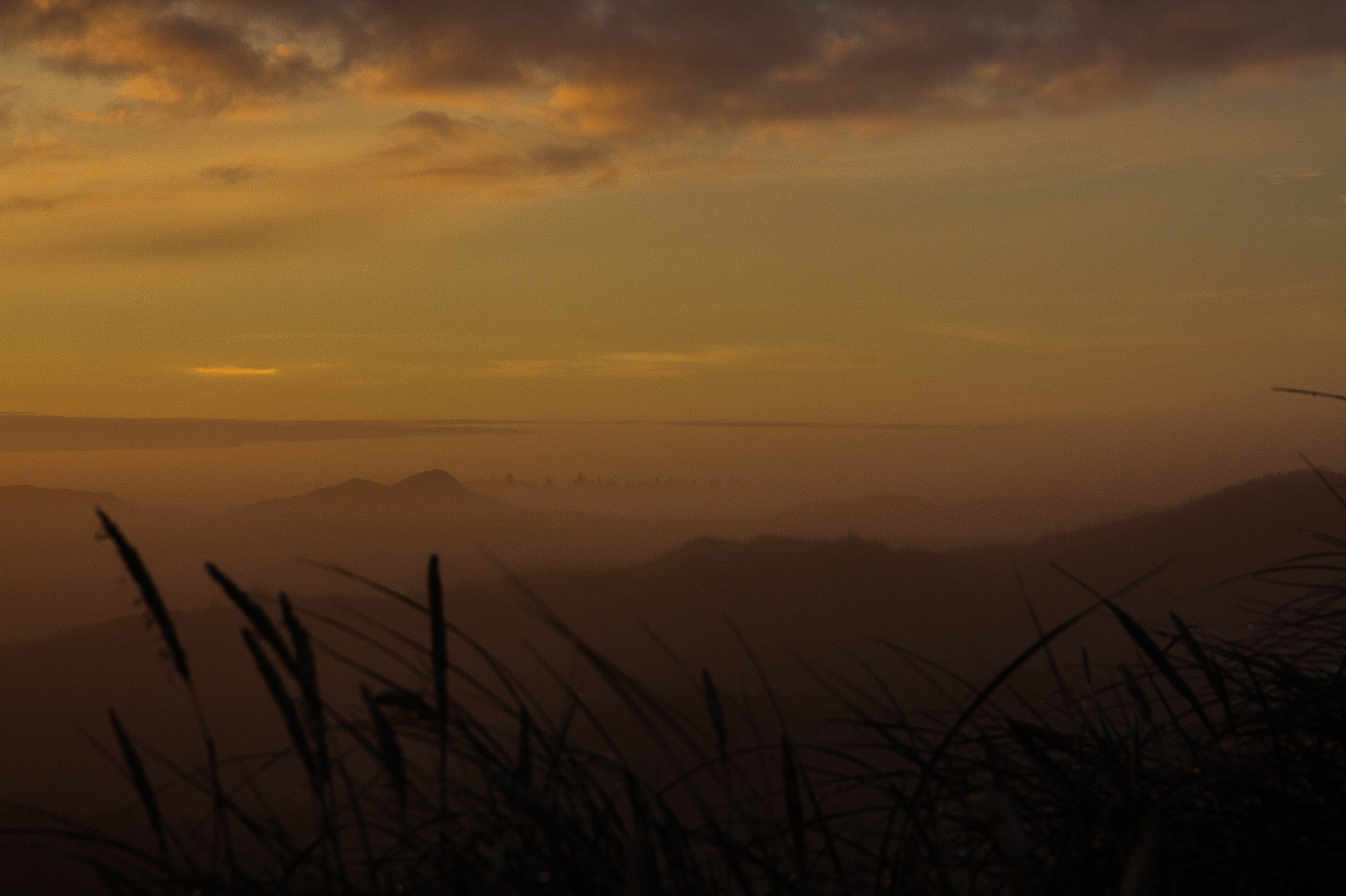 Canon EOS 650D (EOS Rebel T4i / EOS Kiss X6i) sample photo. Before sunrise photography