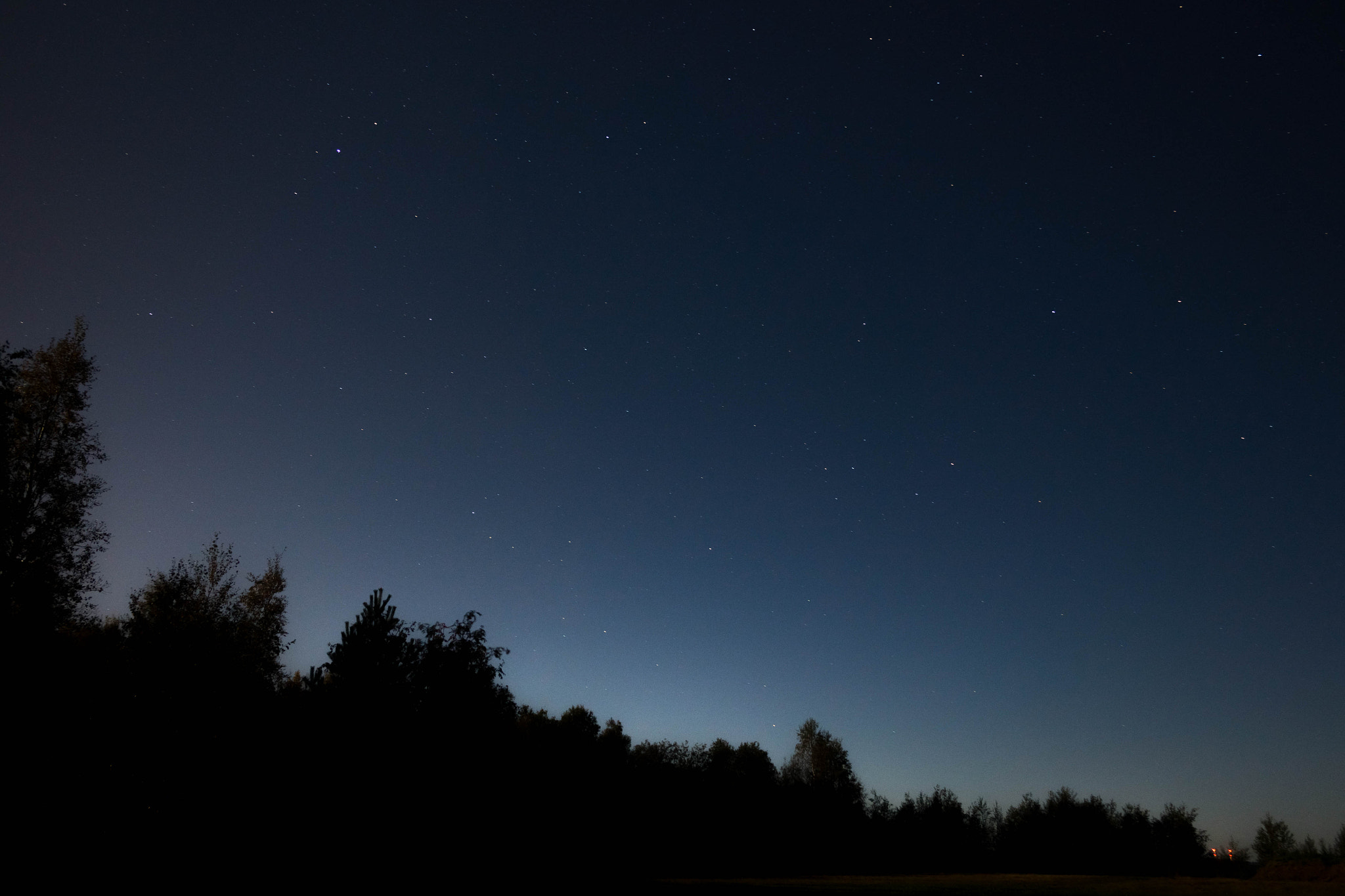 Samsung NX 20-50mm F3.5-5.6 ED sample photo. Starry night photography