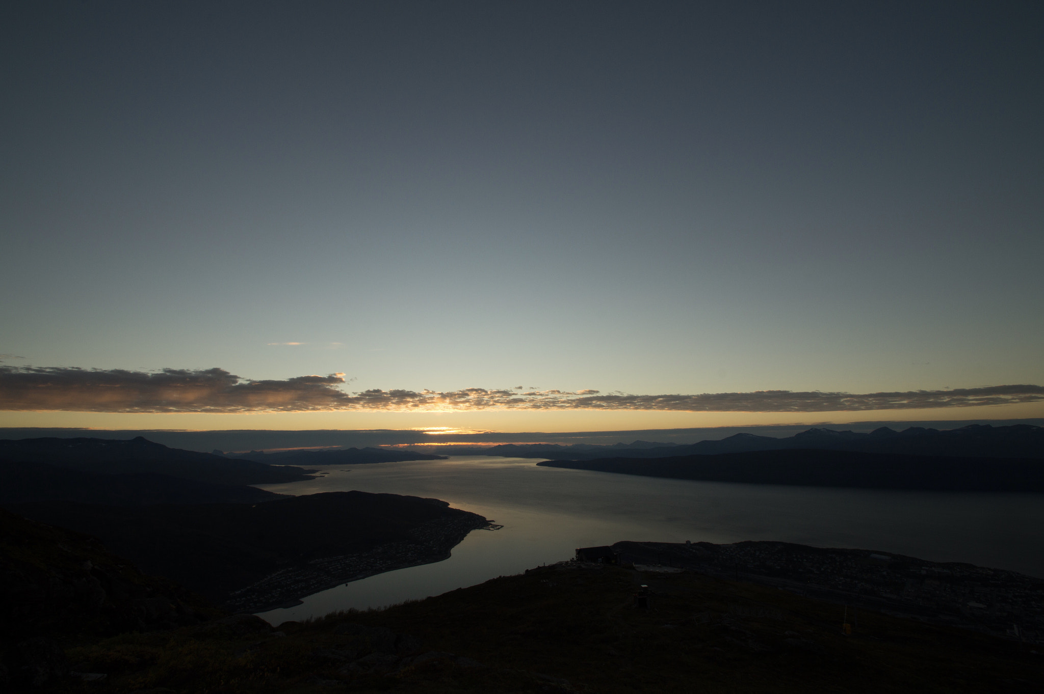 DT 10-24mm F3.5-4.5 SAM sample photo. View of the ofotfjorden from the linken mountain. narvik. norway. photography