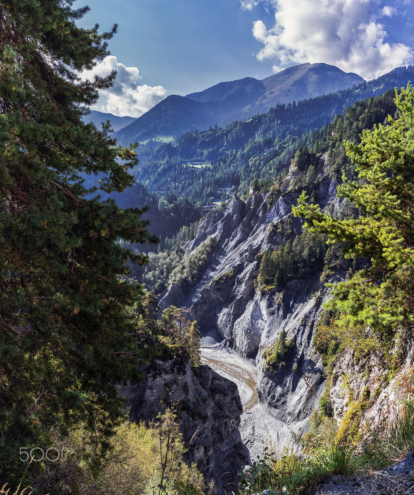 Nikon D810 + Nikon AF-S Nikkor 58mm F1.4G sample photo. Morning light at the rabiusa canyon photography