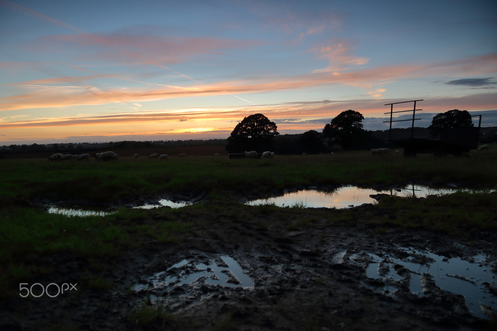 Canon EF-S 17-85mm F4-5.6 IS USM sample photo. Worcestershire sunset 2 photography