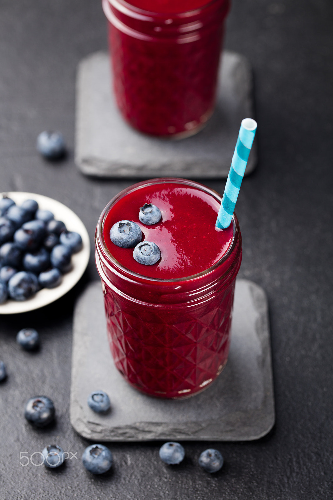 Canon EOS 5DS + Canon EF 100mm F2.8L Macro IS USM sample photo. Berry smoothie with fresh blueberries on a black stone background photography