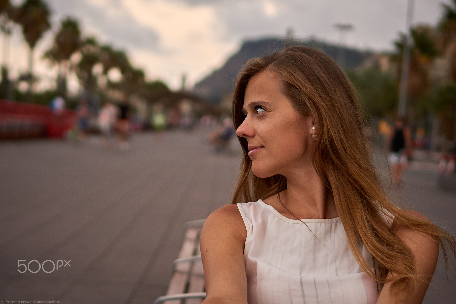 Sony E 35mm F1.8 OSS sample photo. Day in barcelona photography