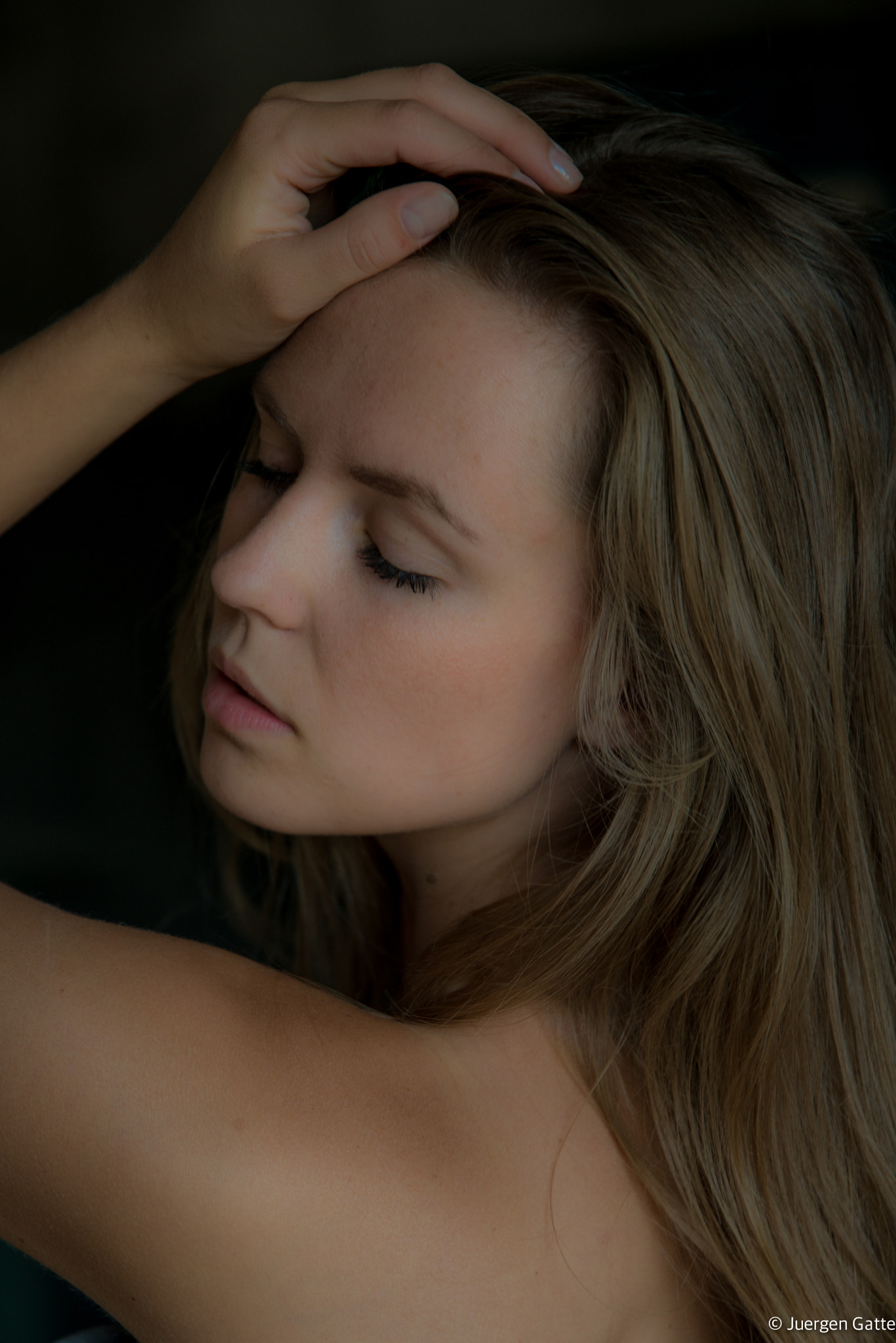 Nikon D800 + Sigma 24-105mm F4 DG OS HSM Art sample photo. The face photography