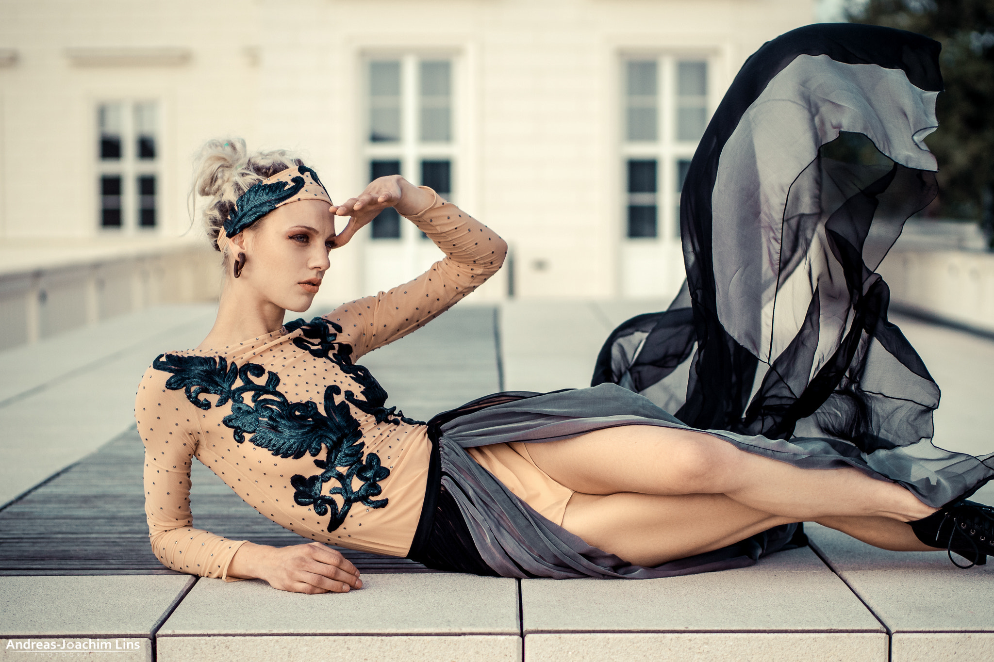 Panasonic Leica DG Nocticron 42.5mm F1.2 ASPH OIS sample photo. Fashion dream photography